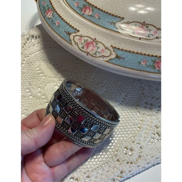Vintage Silver Bangle Bracelet Cute Design 1990’s 🌸🌿 - Picture 9 of 15